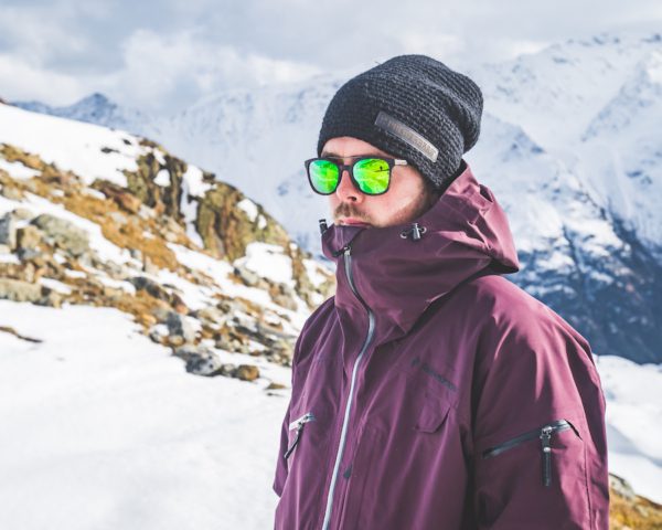 eenvoudig flexibel koffie Waarom een zonnebril te dragen tijdens de wintersport | Mijn Optiek Kale