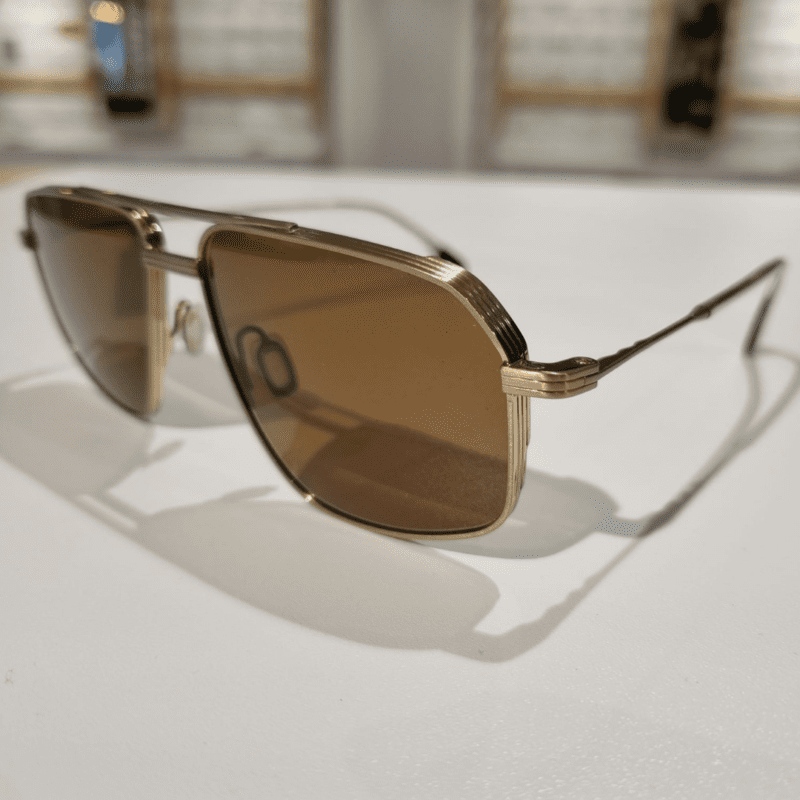 Gouden zonnebril van Dick Moby