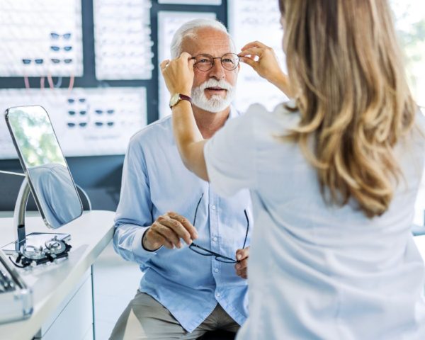 Welke oogaandoeningen kunnen opticiens detecteren